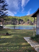 Building Photo - 1615 Lakeside Dr