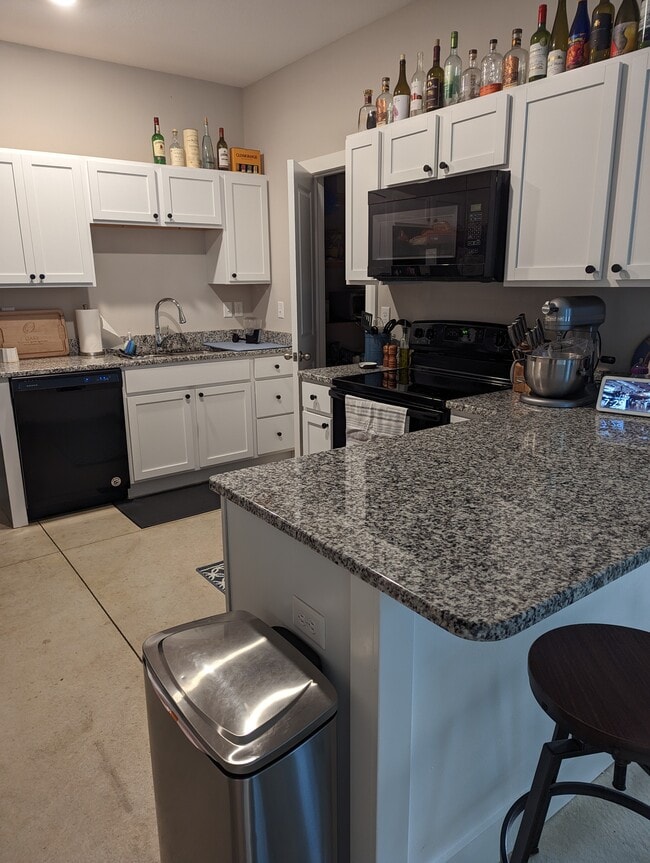 Foto del edificio - 8012 E 34th Ct S