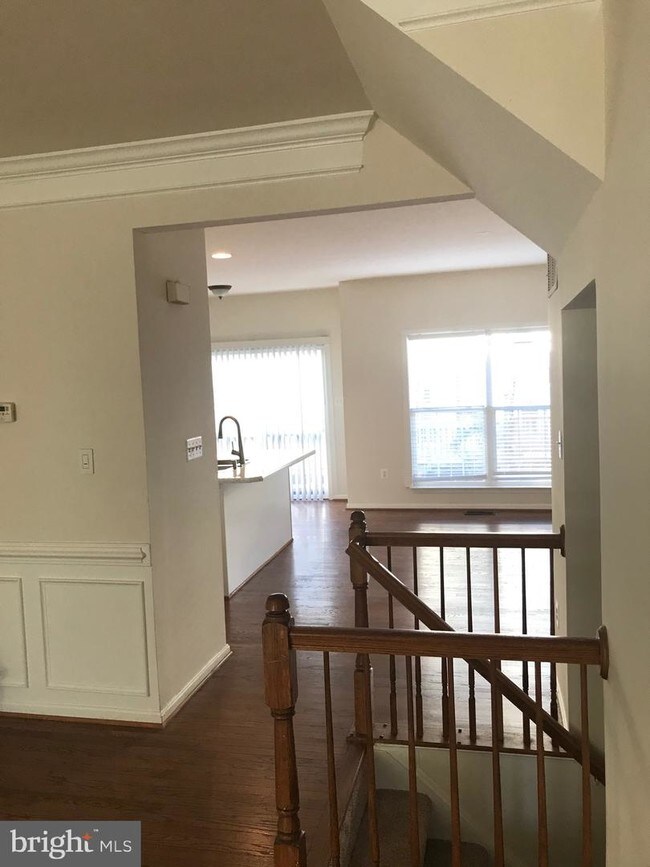 Building Photo - 14184 Hunters Run Way