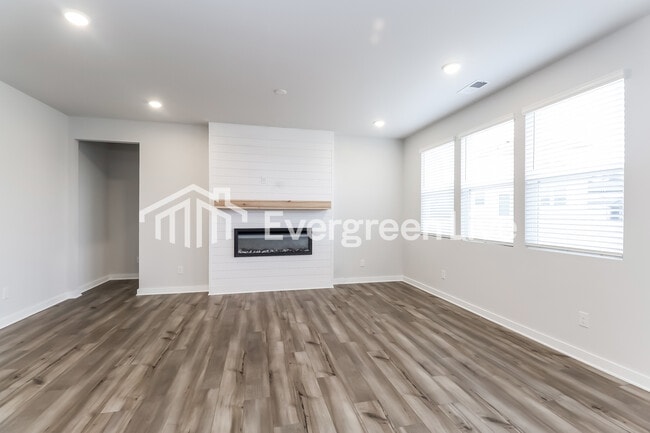 Foto del edificio - 2420 Appalachian Trl Dr