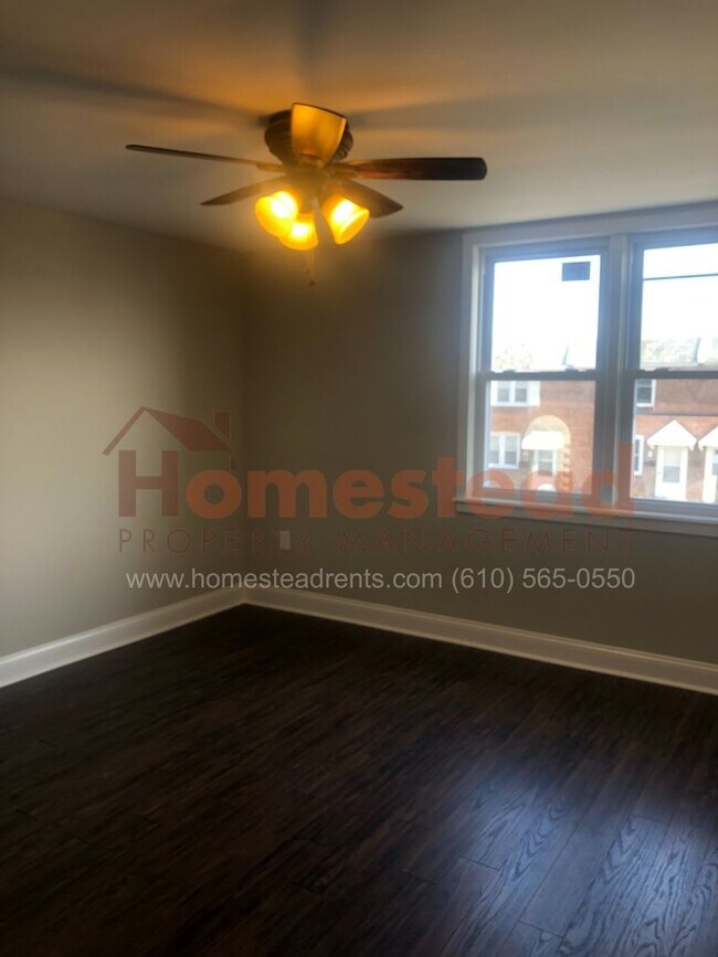 Building Photo - 3 BEDROOM HOME IN DARBY!