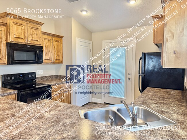 Foto del edificio - 5065 Brookstone-