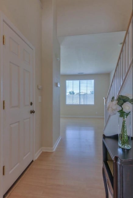 Building Photo - 680 Gardenia Pl
