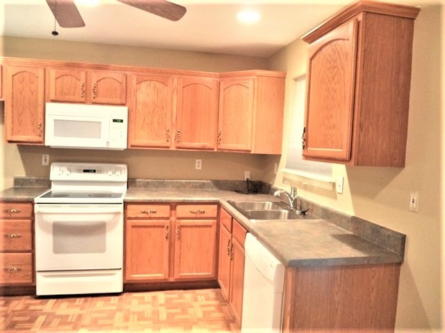 Building Photo - 2949 Titanium Ln