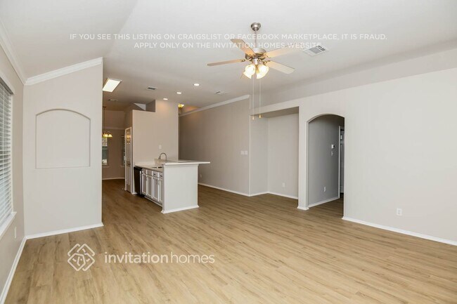 Foto del edificio - 1650 Hillside Dr