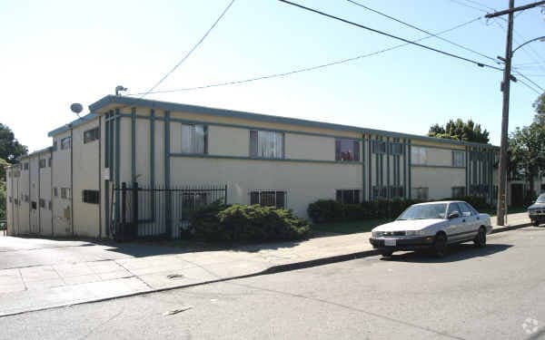 Building - 2000 36th Ave