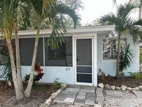 Building Photo - 215 10th St SW