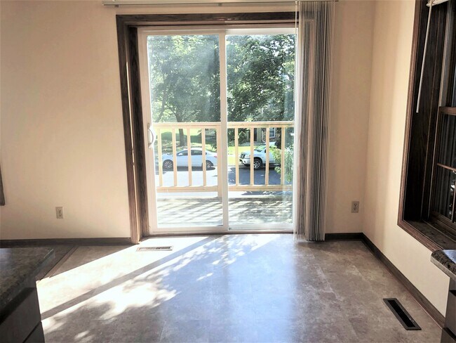 Private Patio - 2970 Cimarron Trl