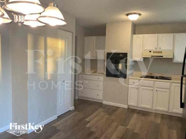 Building Photo - 9553 Winkler Drive