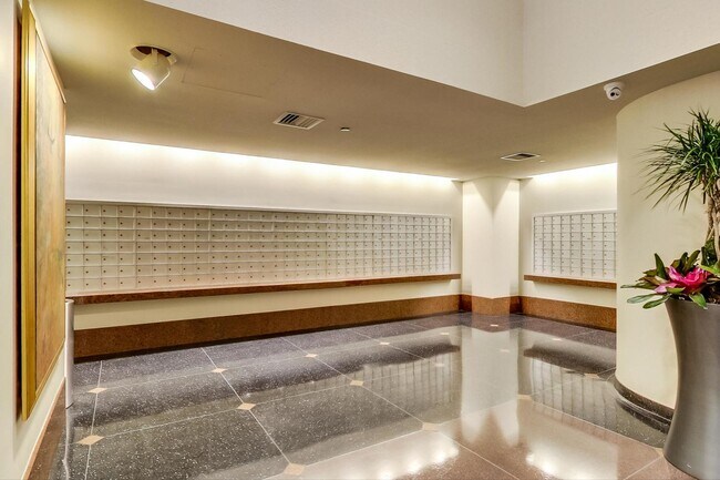 Foto del edificio - 3660 N Lake Shore Dr