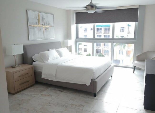 Foto del edificio - 2655 Collins Ave