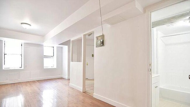 Foto del edificio - 2 bedroom in New York NY 10040