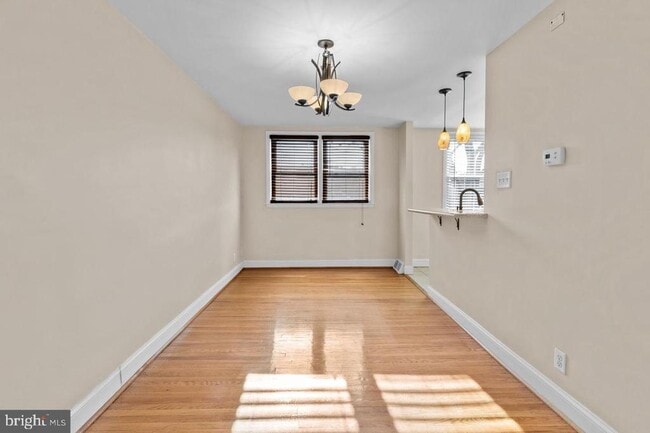 Building Photo - 4313 Deerpath Ln