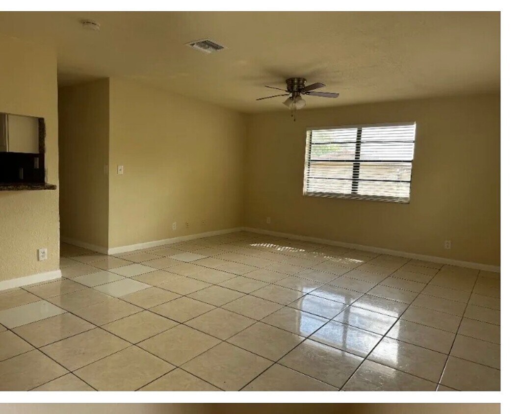 Foto del edificio - 10859 NW 45th St