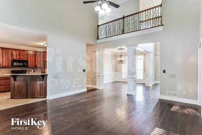 Building Photo - 785 Somersby Drive
