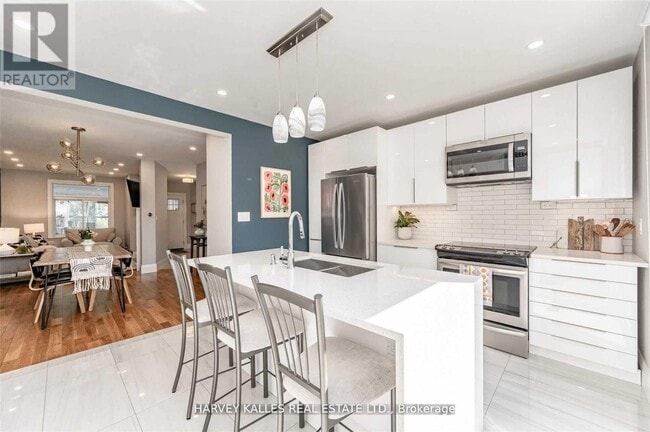 Photo du bâtiment - 26 Leyton Ave