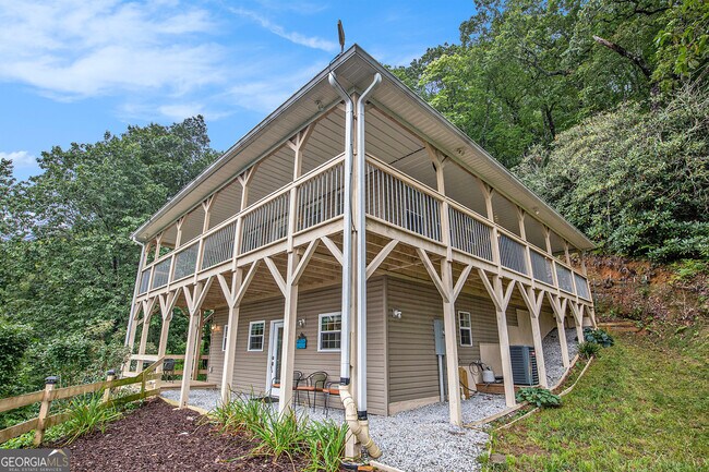 Foto del edificio - 96 Saddle Gap Dr