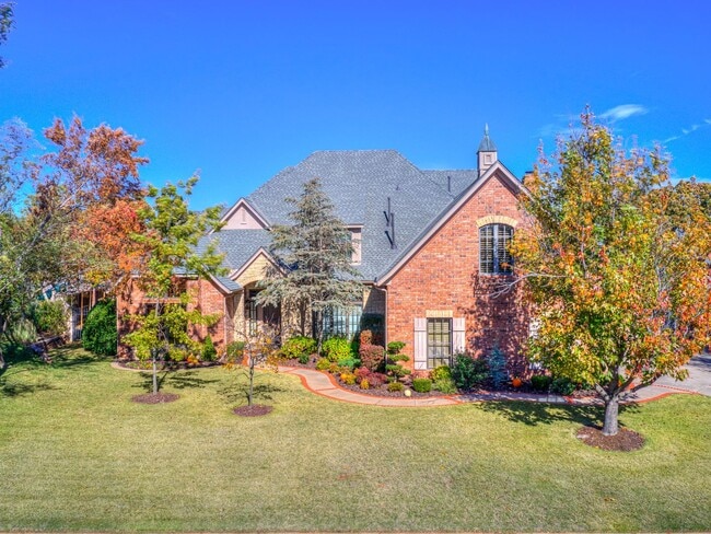 Building Photo - Stunning Luxury Home in East Edmond with a Pool/Jacuzzi + Woody Creek Addition + Theater Room+/5 ...