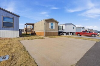 Building Photo - 402 Arnold Blvd