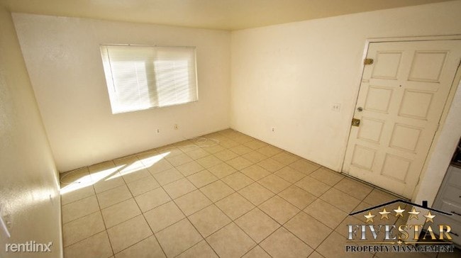 Building Photo - 714 N St