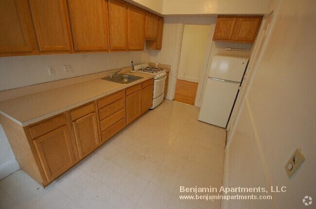 Building Photo - 133 Sutherland Rd