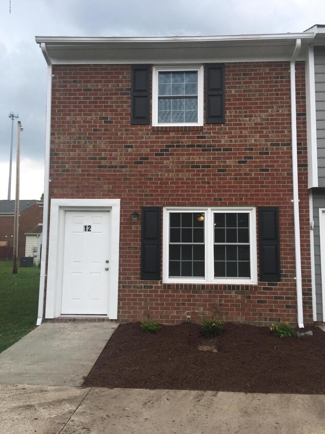 Foto principal - 107 Shiloh Dr