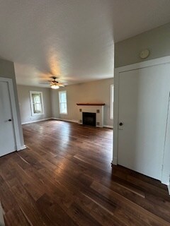 Building Photo - 405 8th Ave SW