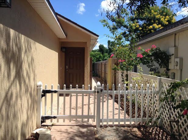 Building Photo - 8215 Golden Chickasaw Cir