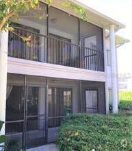 Building Photo - 2364 Oak Park Way