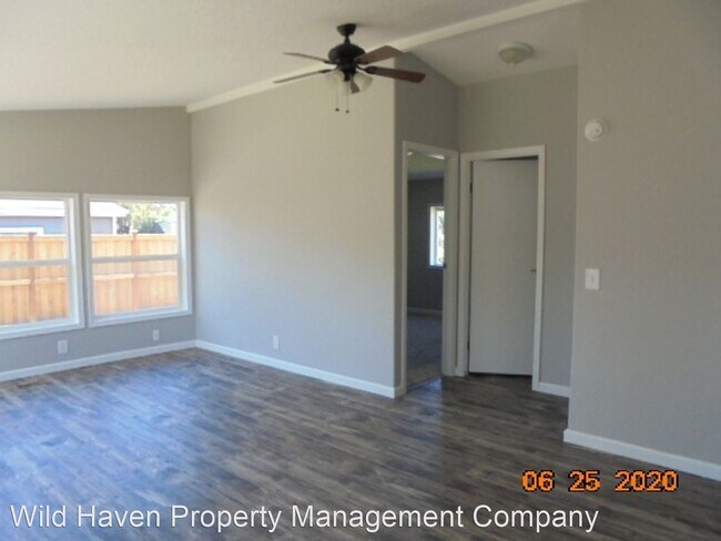Building Photo - 3 br, 2 bath House - 1608 SW Sandalwood St