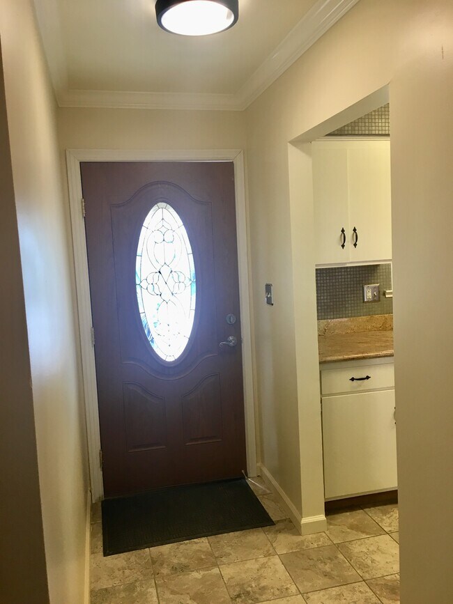Foto del edificio - 3444 Hillsborough Way