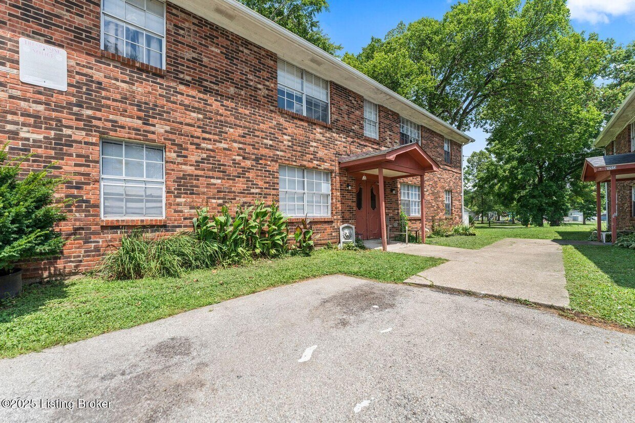 Foto principal - 12511 E Orell Rd