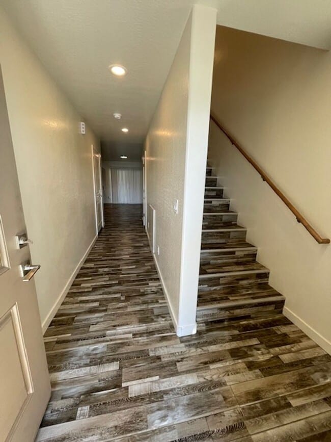 Foto del edificio - ***3 BEDROOM/2.5 BATHROOM IN PRESCOTT VALLEY***