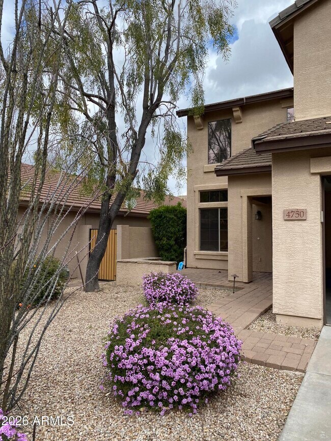 Building Photo - 4750 E Preserve Way