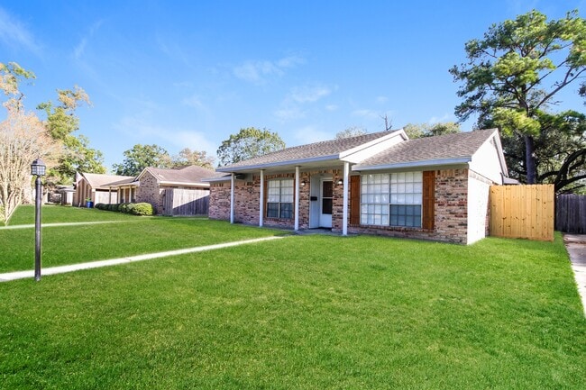 Building Photo - 946 Beachcomber Ln