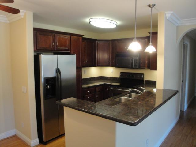 Building Photo - 506 Canyon Dr