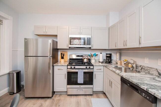 Foto del edificio - 636 Washington St