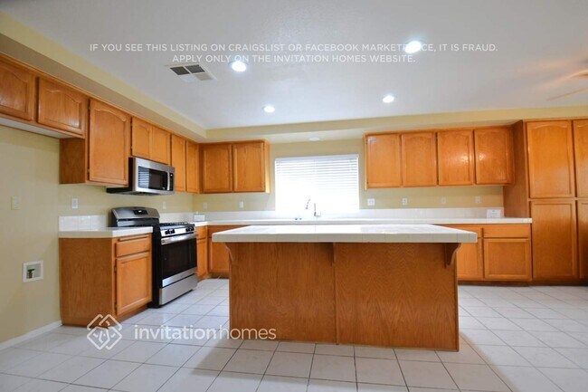 Foto del edificio - 6252 Sunset Canyon Ct