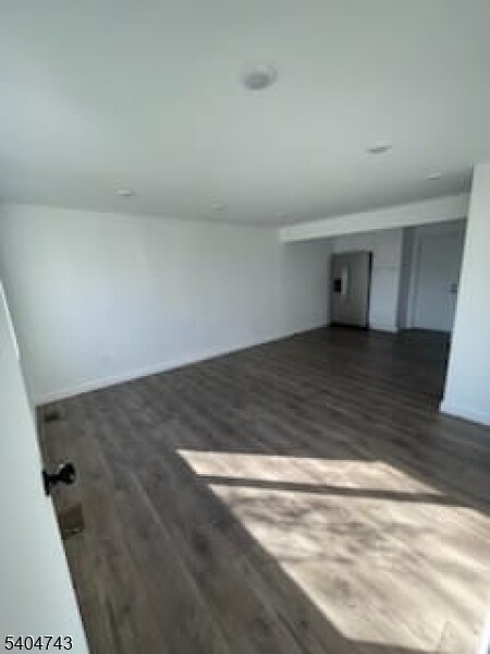 Foto del edificio - 73 MacArthur Ave