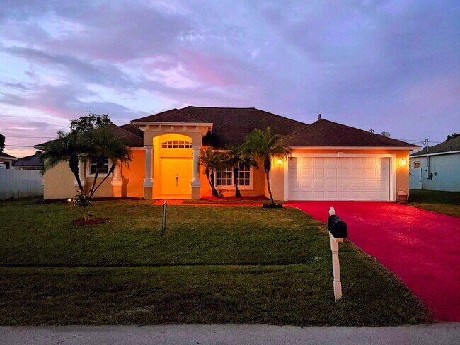 Foto del edificio - 729 SW Sardinia Ave