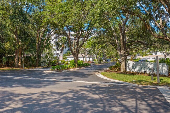 Foto del edificio - 290 Naples Cove Dr. #2602 - John