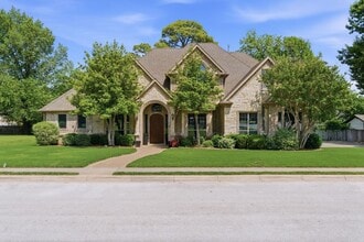 Building Photo - 1830 Johnson Ct