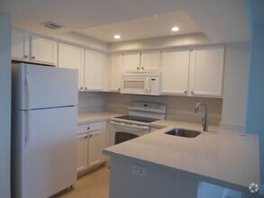 Building Photo - 728 Executive Center Dr