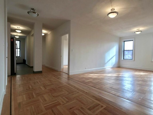 Building Photo - 640 Fort Washington Ave