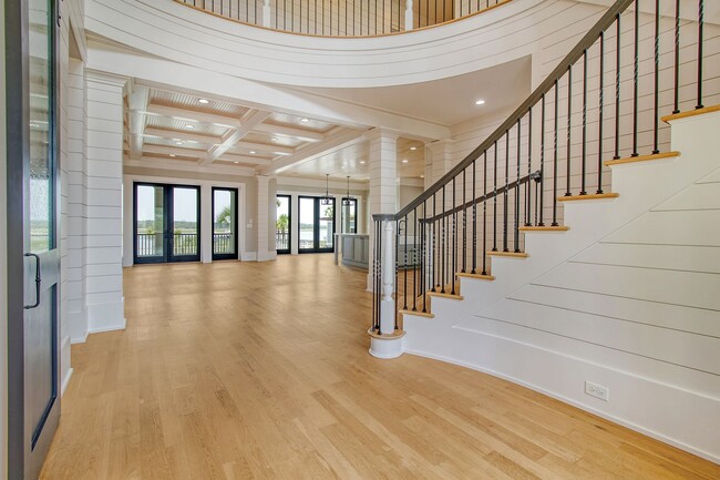 Foto del edificio - 4 Bedroom 4.5 Bath Home in Dunes West - Mt. Pleasant