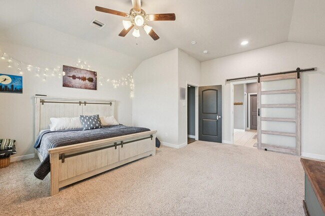 Foto del edificio - 2406 Harborwood Ct