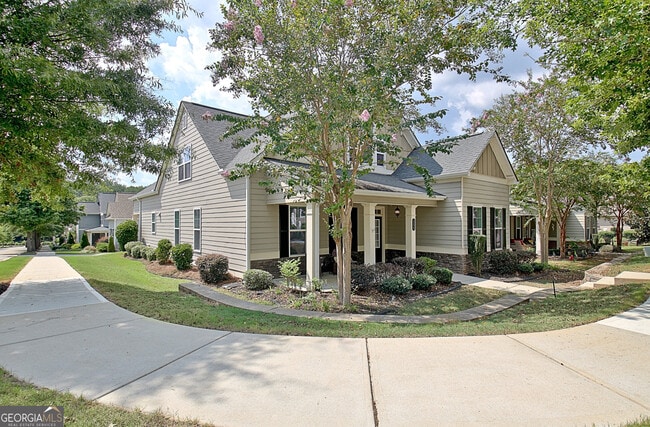 Building Photo - 155 Colonial Ct