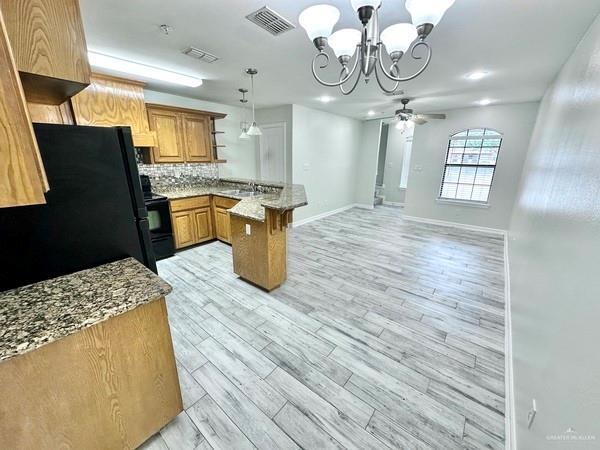 Building Photo - 213 S 49th St