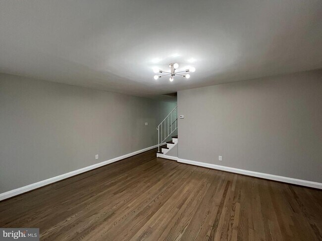 Foto del edificio - 1422 Langford Rd