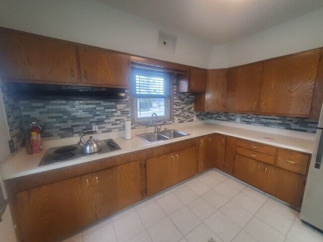 Foto del edificio - 3 Bedroom Single Family Home